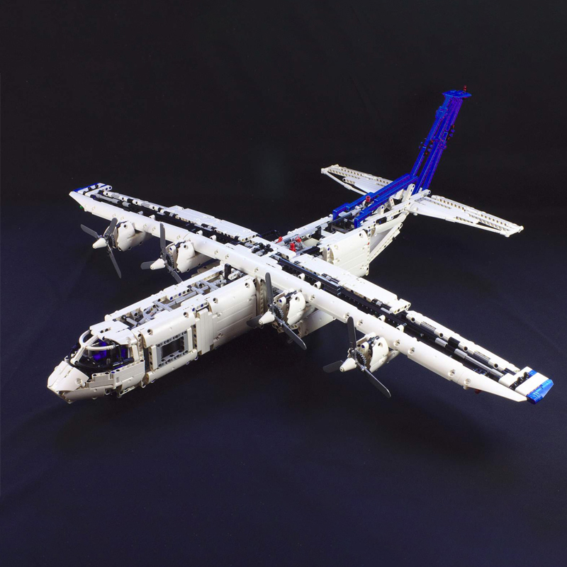 MOC 36862 Cargo plane with 4 engines Technic by zz0025 MOC FACTORY 2 - LEPIN Germany