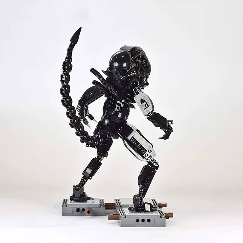 moc 27578 alien xenomorph with 599 pieces 1 - LEPIN Germany
